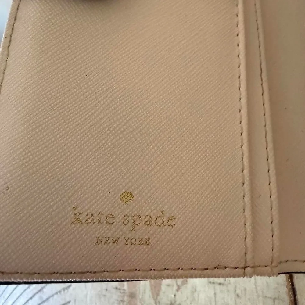 Kate-spade-new-york Women's Cream and White Wallet-purses